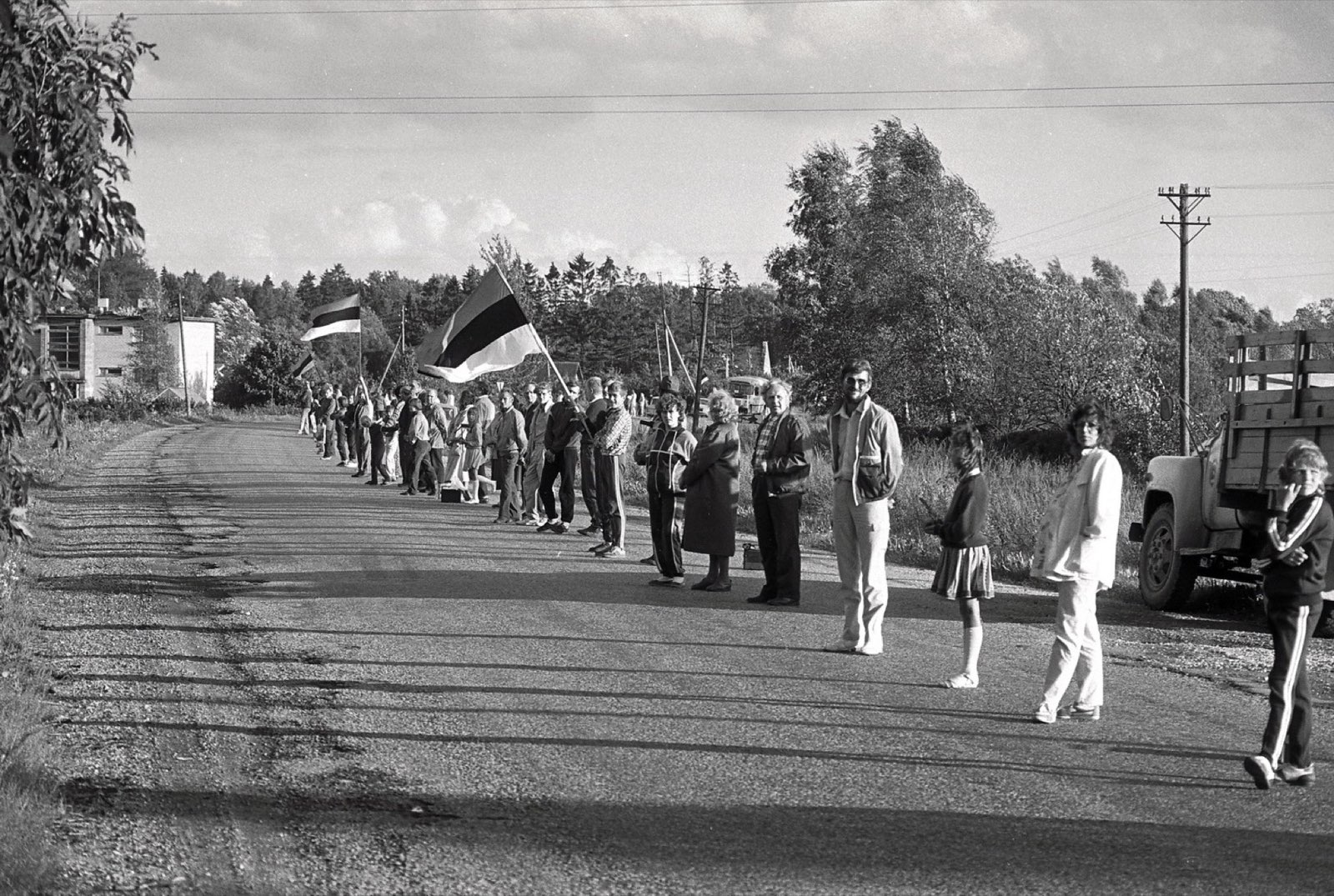 The Baltic Way in Estonia, 23 August 1989: a human chain from Vilnius to Tallinn.